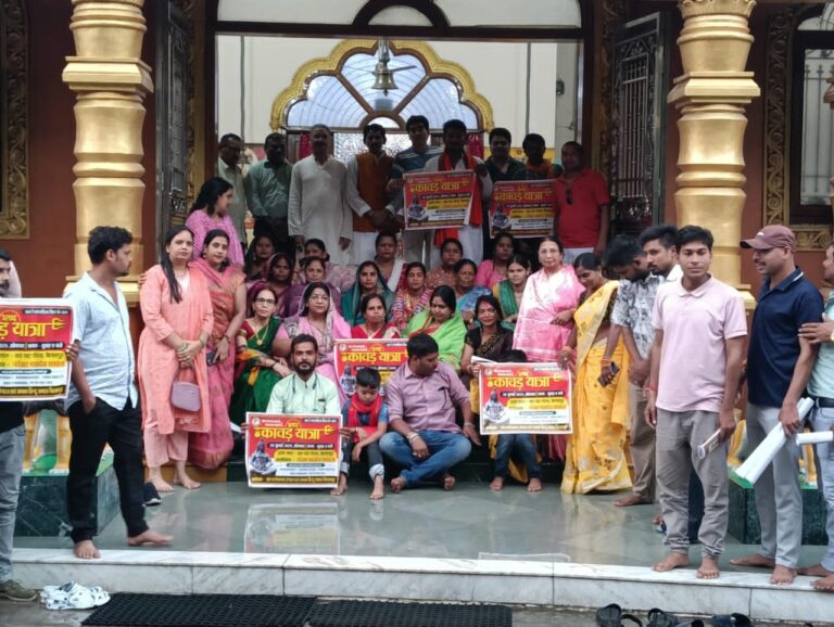 कावड़ यात्रा के तृतीय वर्ष को भव्य स्वरूप देने आयोजन समिति की खाटू श्याम मंदिर में बैठक सम्पन्न