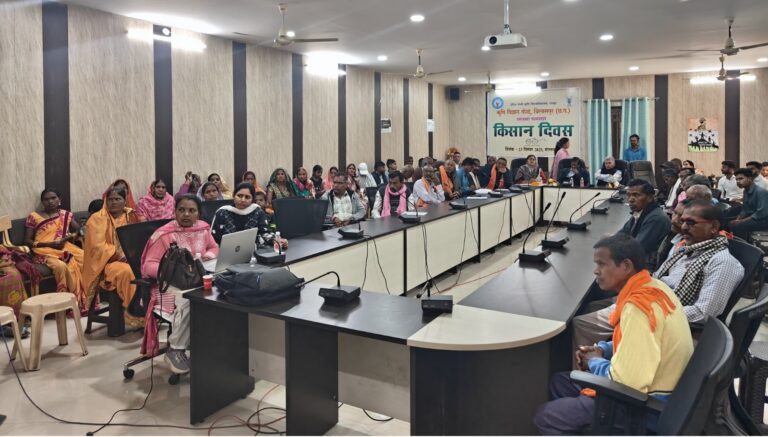 डीन बोले,कृषक पराली नहीं जलाए,पराली जलाने से सूक्ष्म जीव और मित्र कीट होते है खत्म