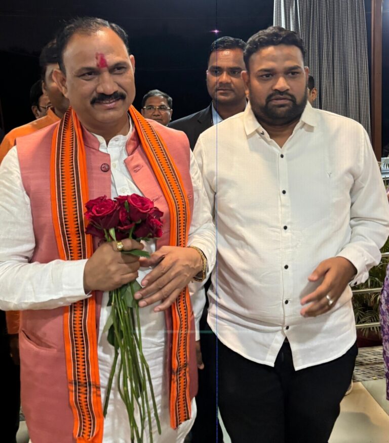 बिलासपुर पहुँचे स्वास्थ्य मंत्री श्याम बिहारी जायसवाल, श्री मंगला हॉस्पिटल का किया निरीक्षण, मरीजों से मिल जाना हालचाल